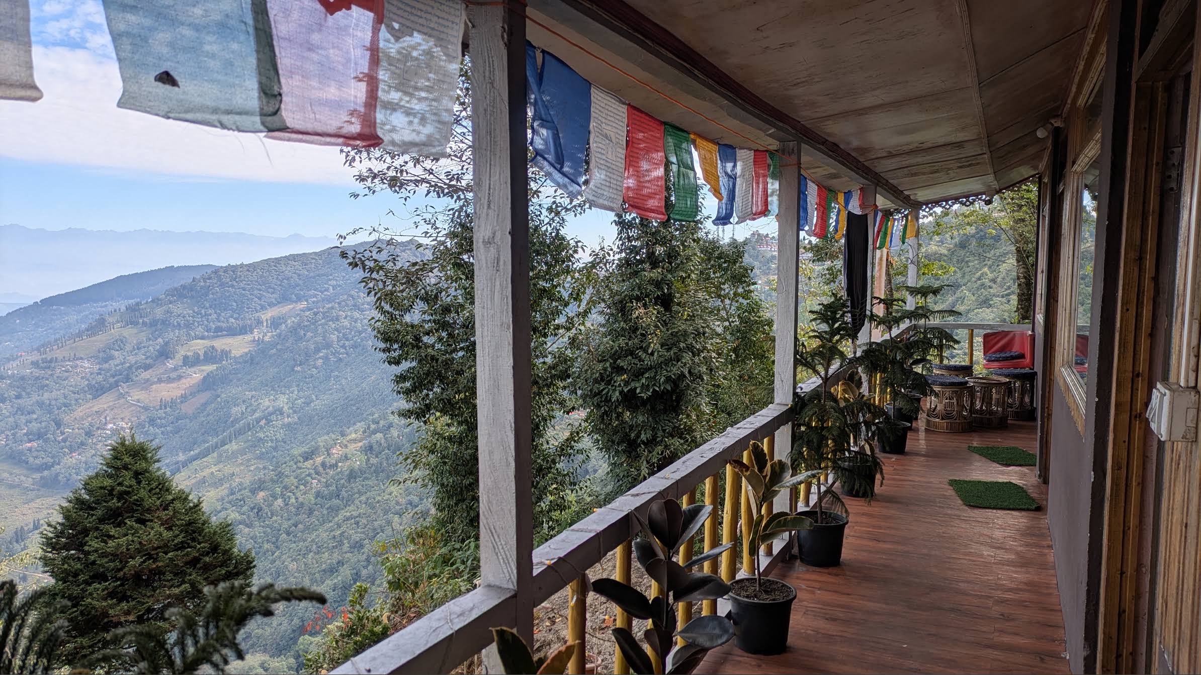 Neora Valley Explorer (1N Lava + 1N Kolakham + 1N Rishop + 1N Lolegaon + 1N Kalimpong) 5N/6D Plan