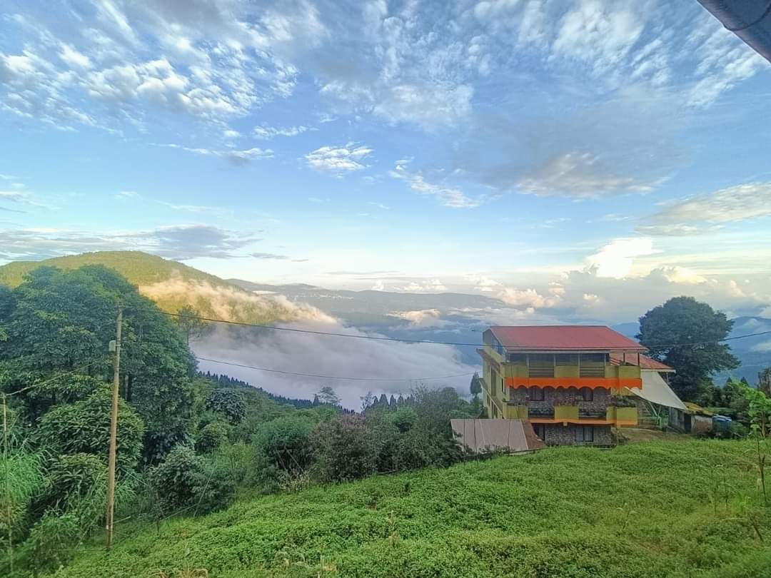 Sandakphu Heritage 4N/5D with Majhidhura day 4 image