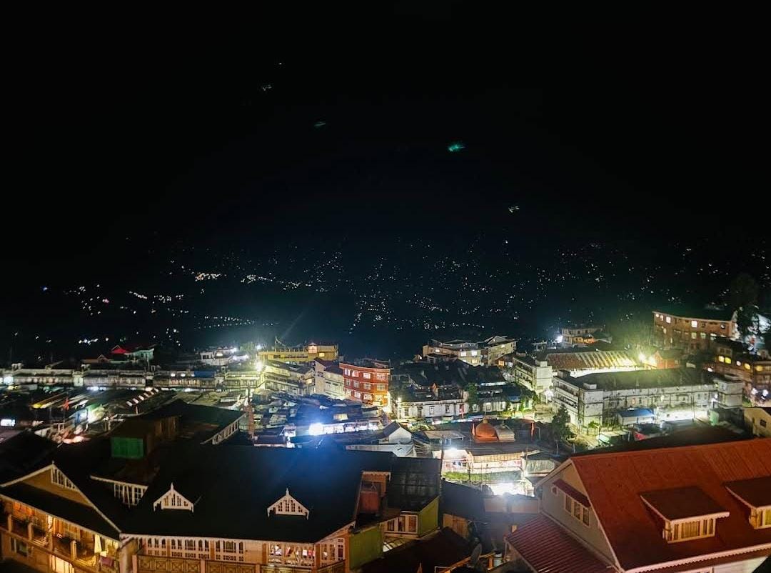 Sandakphu Heritage with Darjeeling 4N/5D All Deluxe Plan day 4 image
