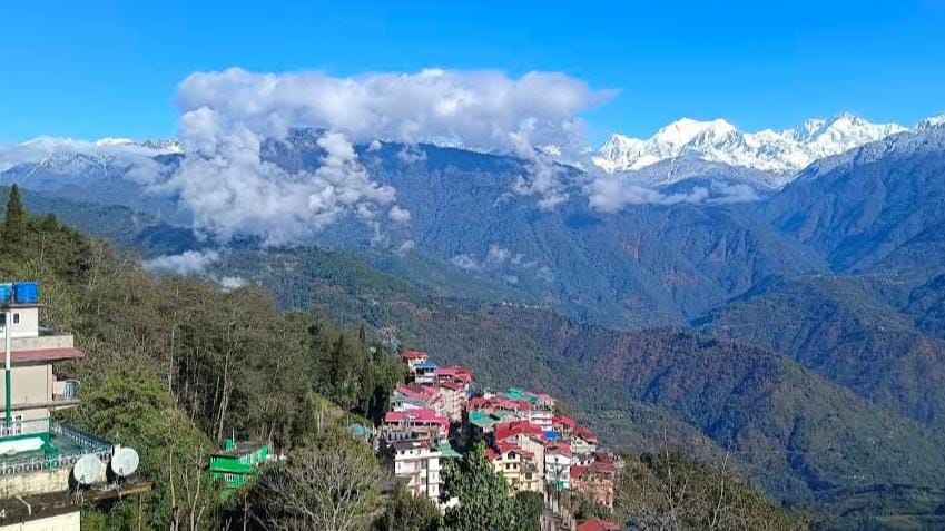 Pelling, Ravangla & Namchi 3N/4D deluxe reserved plan day 1 image