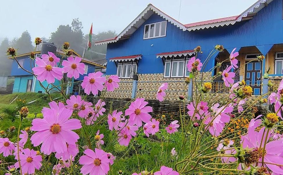 Silent Valley & Sandakphu Trek | Okhrey - Gorkhey - Phalut - Aahl - Srikhola 5N/6D (Basecamp Okhrey) day 1 image