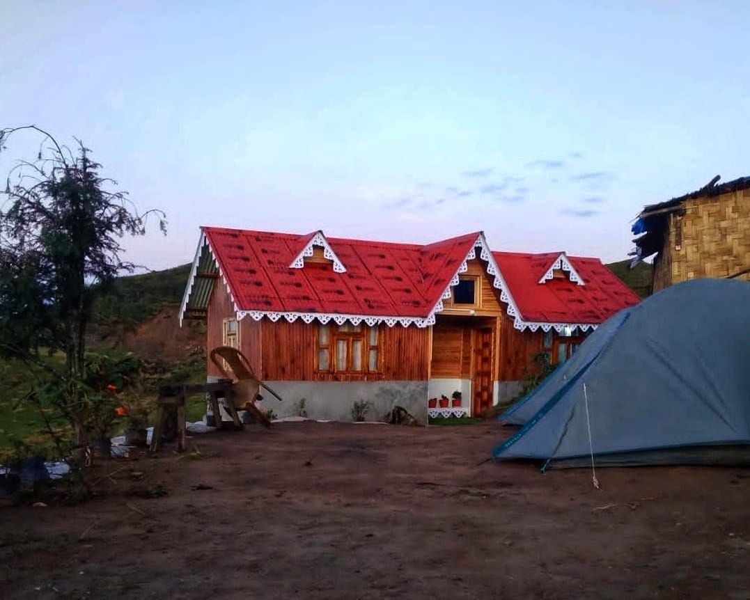 Sandakphu Trek | Tumling - Kalipokhri - Aahl - Upper Gurdum - Srikhola 5N/6D (Basecamp Tumling) day 1 image