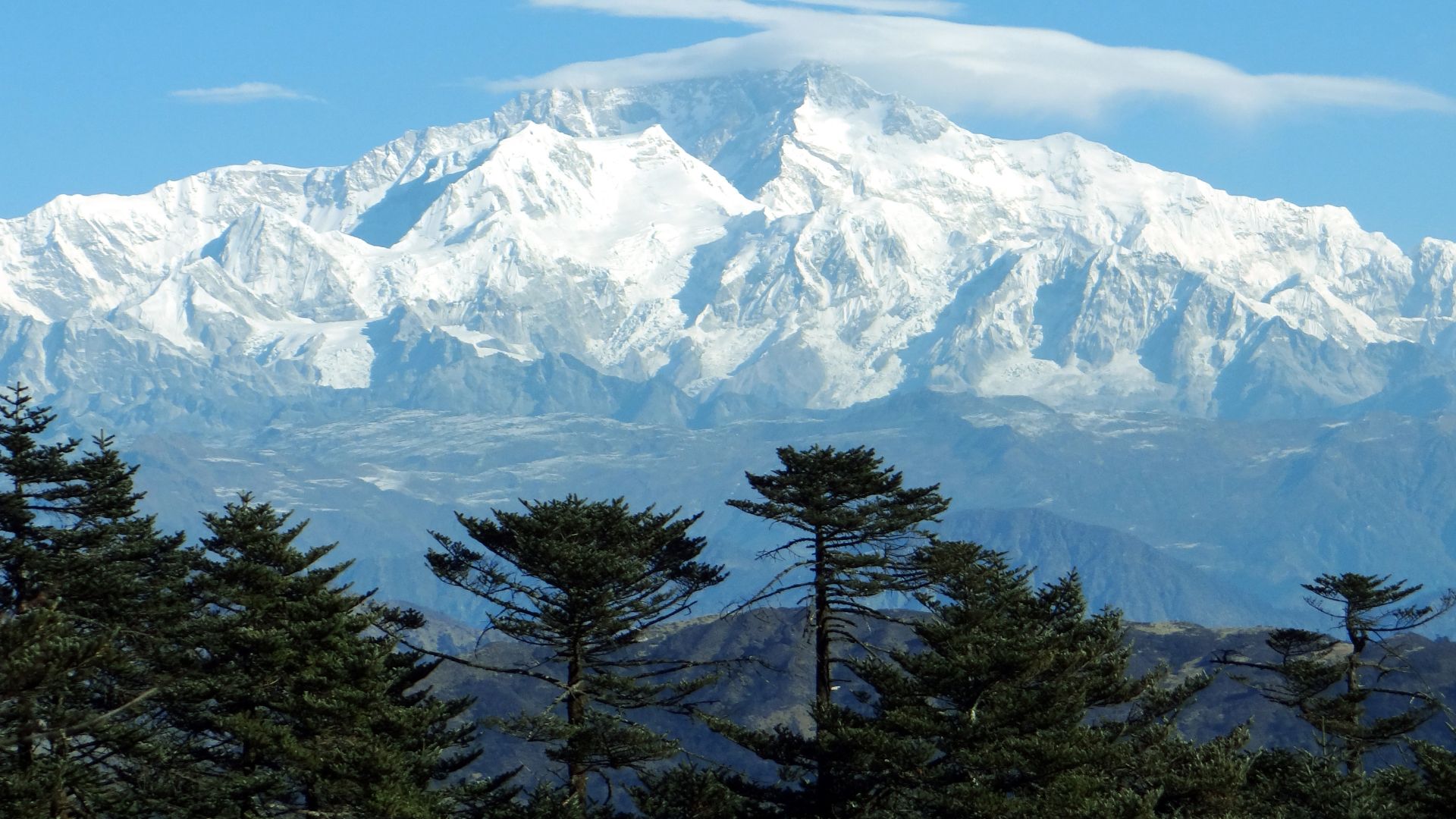 Sandakphu 2N & Tumling 1N Heritage Land Rover Plan BUDGET (Manebhanjang to Manebhanjang). day 3 image