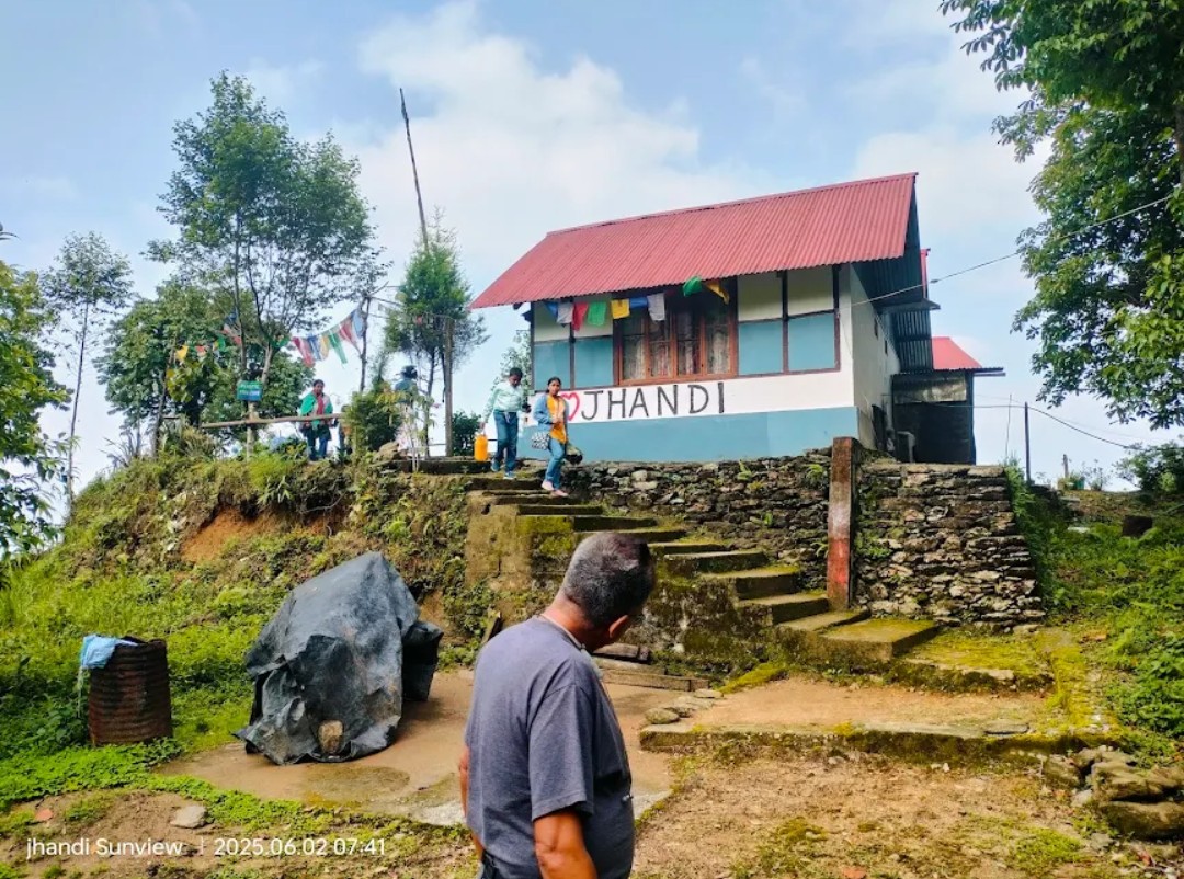 Jhandi Sunview Homestay